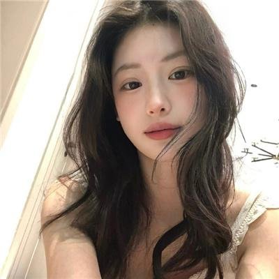 接近无限的白